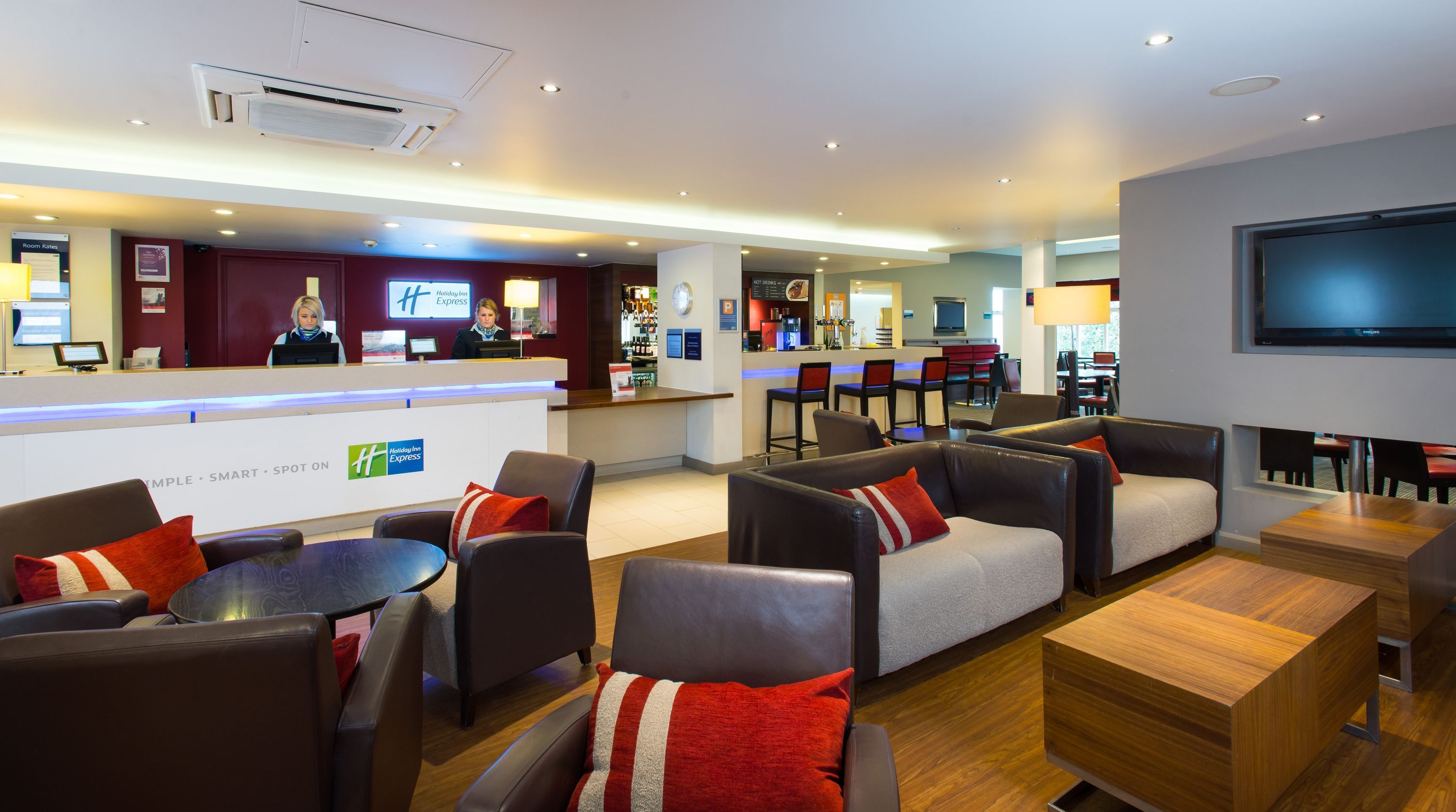 Holiday Inn Express Stoke On Trent By IHG - Stoke-on-Trent - בר