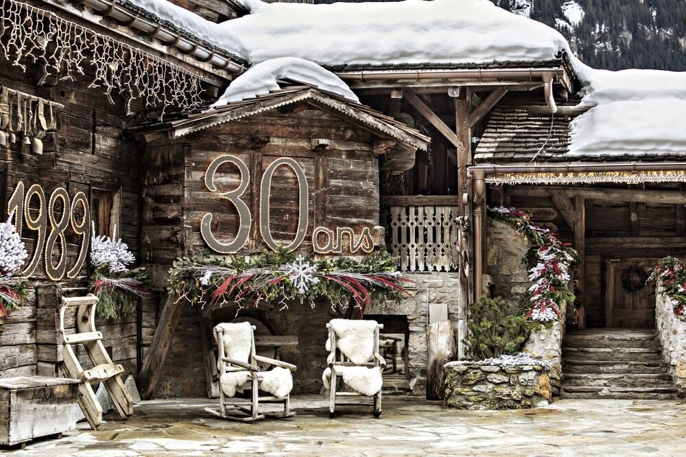 ليه فيرم دو ماري - ميجيف - شرفة مرصوفة