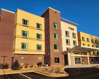 Fairfield Inn & Suites by Marriott Madison - Madison - Gebäude