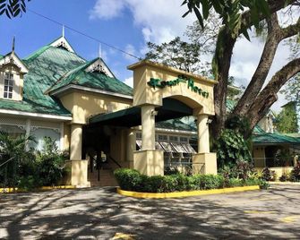 The Royal Hotel - San Fernando (Trinidad y Tobago) - Edificio