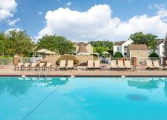 Comfortable Club Wyndham Kingsgate, 1 Bedroom Suite - وليامز (فرجينيا) - حوض السباحة
