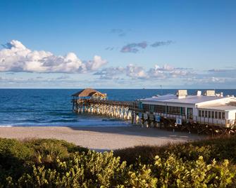 La Quinta Inn & Suites by Wyndham Cocoa Beach Oceanfront - Cocoa Beach - Annehmlichkeit