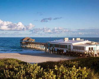 La Quinta Inn & Suites by Wyndham Cocoa Beach Oceanfront - Cocoa Beach - Boendets bekvämligheter