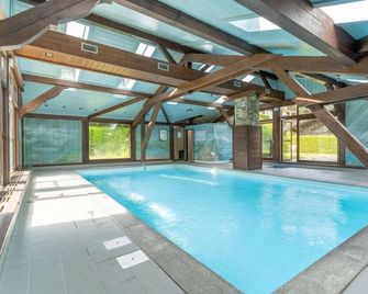 Ground floor, view mountain, swimming pool, balcony, parking, tv, 35m², Les Houches - Les Contamines-Montjoie - Pool