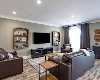Historic charm Modern Luxury - Batesville
