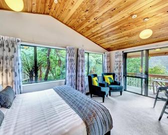 Lochmara Lodge - Picton - Schlafzimmer
