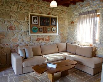 Fruit Garden Villa - Kriopigi - Living room