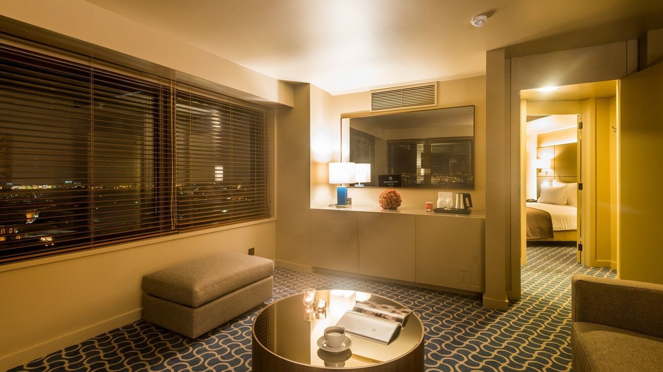 Hotel Dom Henrique - Downtown