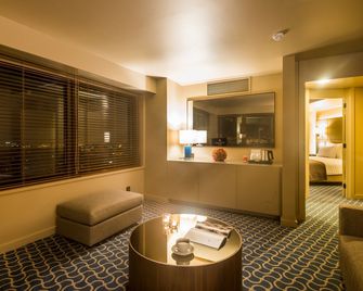 هوتل دوم هنريك داون تاون - بورتو - غرفة معيشة