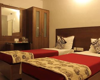 Mount Residency - Chennai - Bedroom