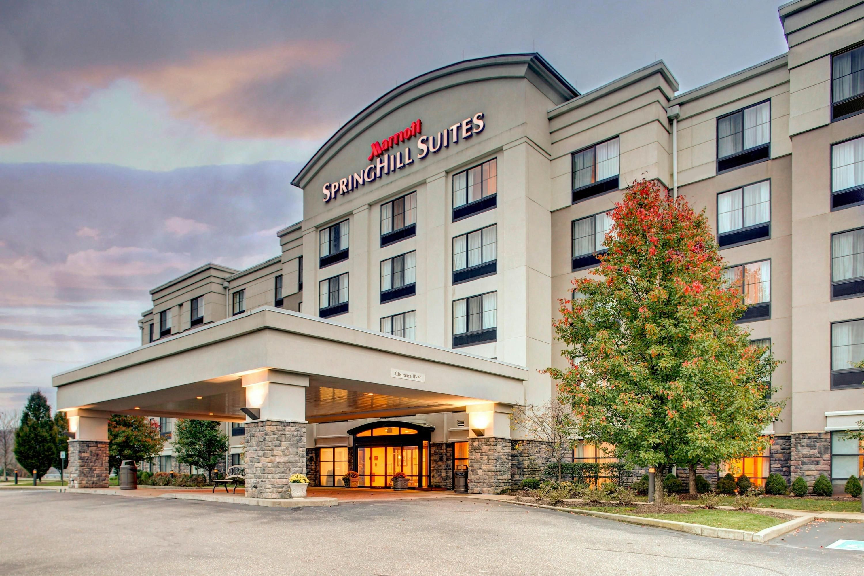 SpringHill Suites by Marriott Wheeling Triadelphia Area - Wheeling - Budova