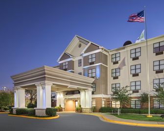 Holiday Inn Express & Suites Byron By IHG - Byron - Gebouw