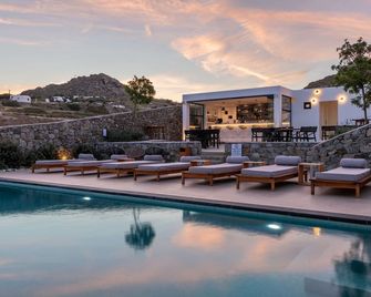 Artemoula's Studios - Platis Gialos - Uima-allas