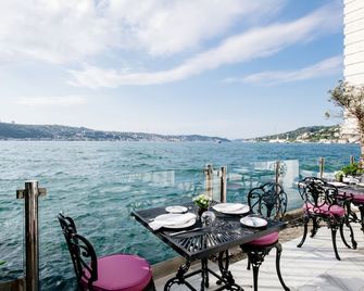 Bosphorus Palace Hotel - Istanbul - Balkon