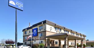 Waterloo Inn - Stockton - Edificio