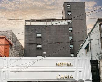 Laria Hotel - Suwon - Edifício