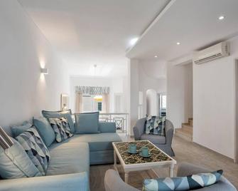 Villa Isabel - Vale do Lobo - Living room