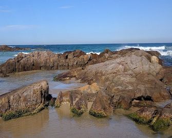 Sunset on Birubi' - pet friendly, air con, water views, WIFI and outdoor spa - Anna Bay - Strand