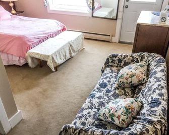 Admiral's Quay Motel & Suites - סנט ג'ון - חדר שינה