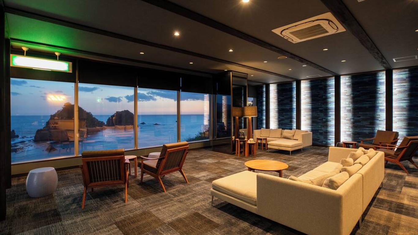 شيزين تينيو