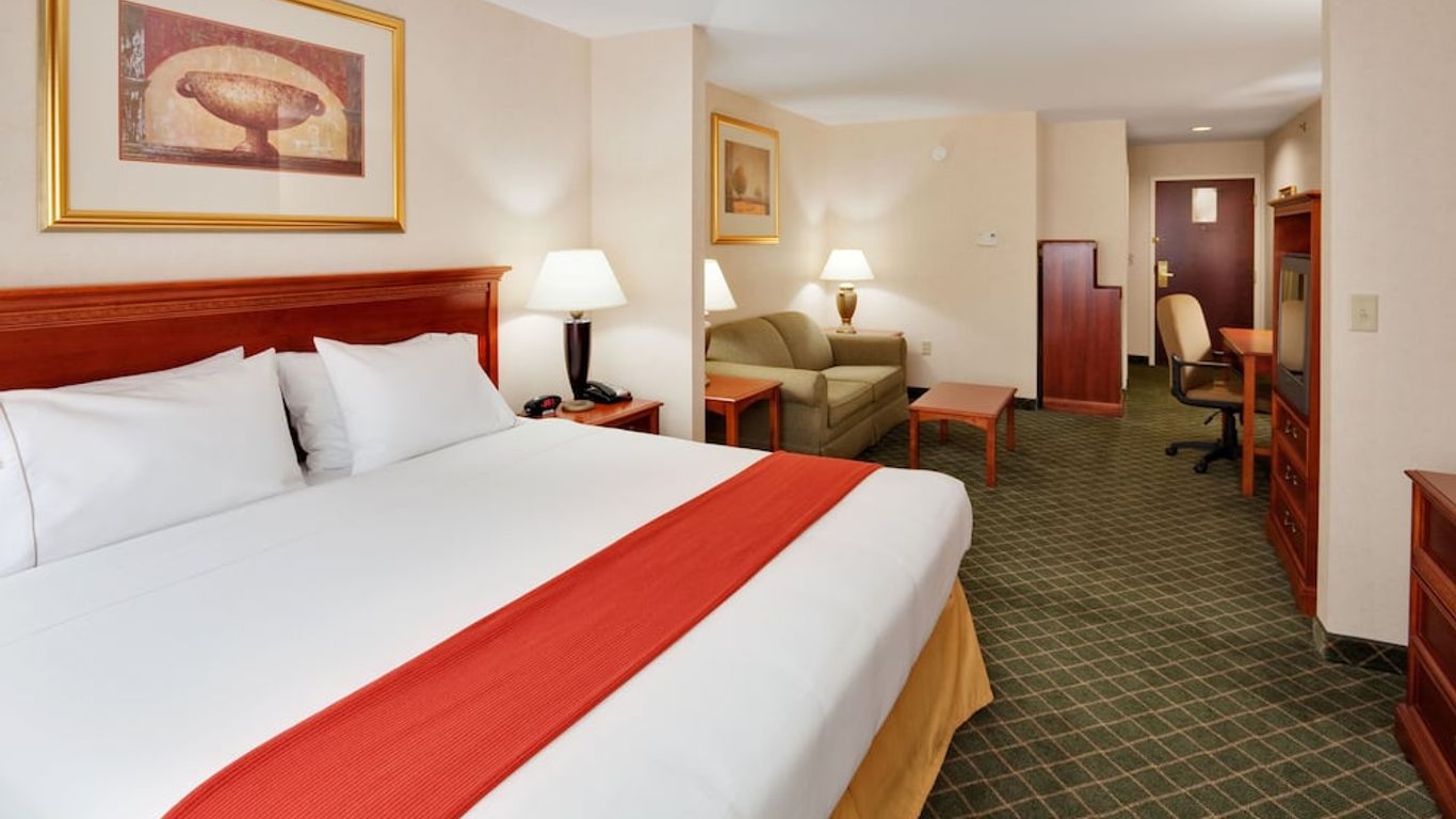 Holiday Inn Express & Suites Gibson By IHG