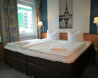 Hotel Near By - Laatzen