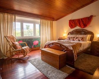 Romantic suite in exotic fruit orchard - Ribeira Grande - Bedroom