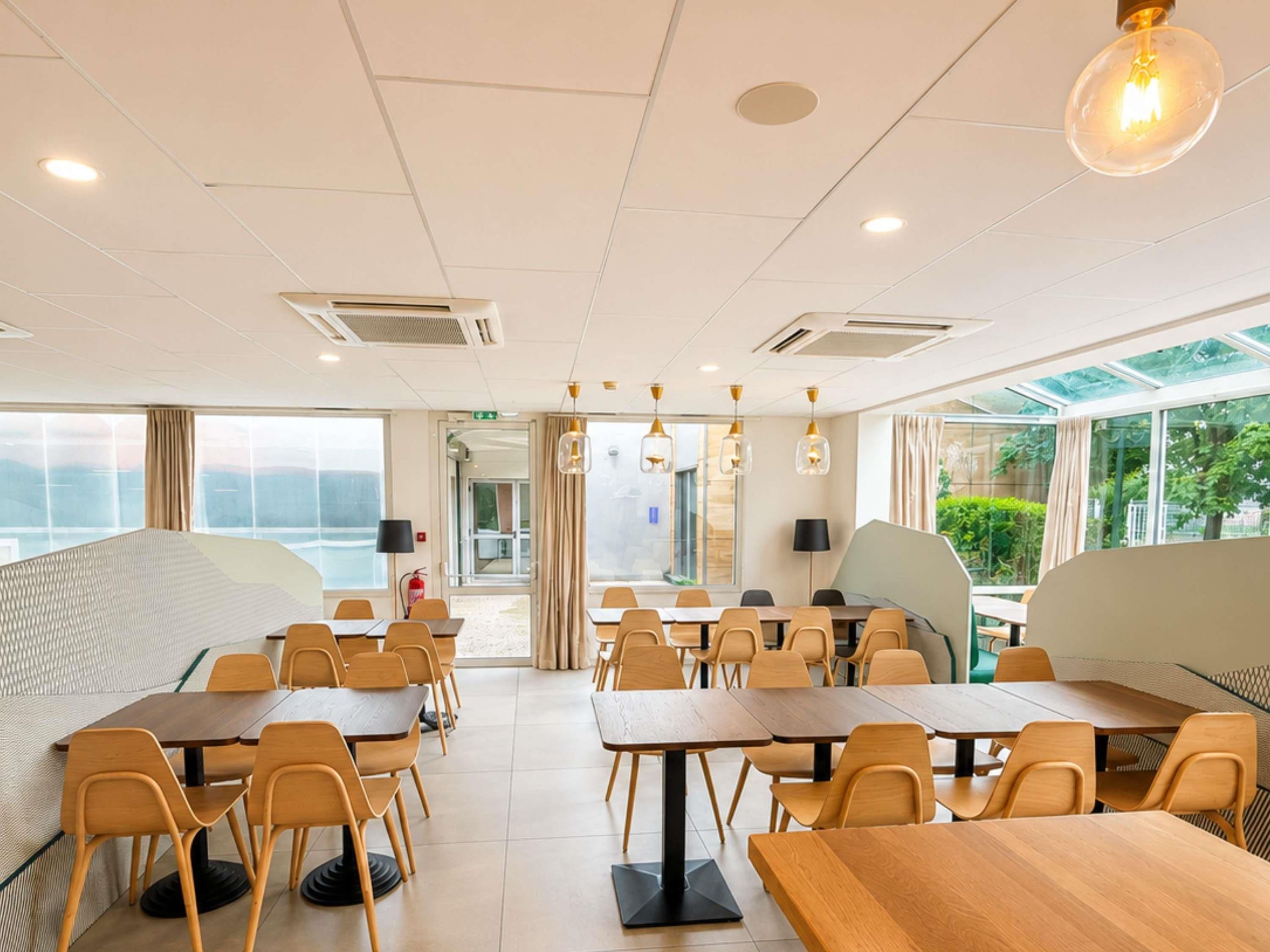 ibis Styles Clermont Ferrand Sud La Pardieu - קלרמו פראה - מסעדה