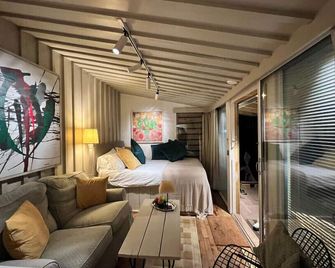 Cedar House Boutique B&B - Christchurch