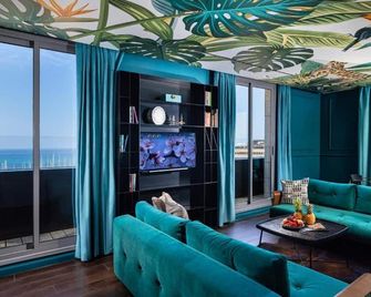 Seaside Hotel by Zvieli Hotels - Τελ Αβίβ