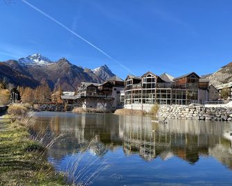 Monêtier-les-Bains center, ground floor, 3 separate bedrooms, private garden - Le Monêtier-les-Bains - Bâtiment