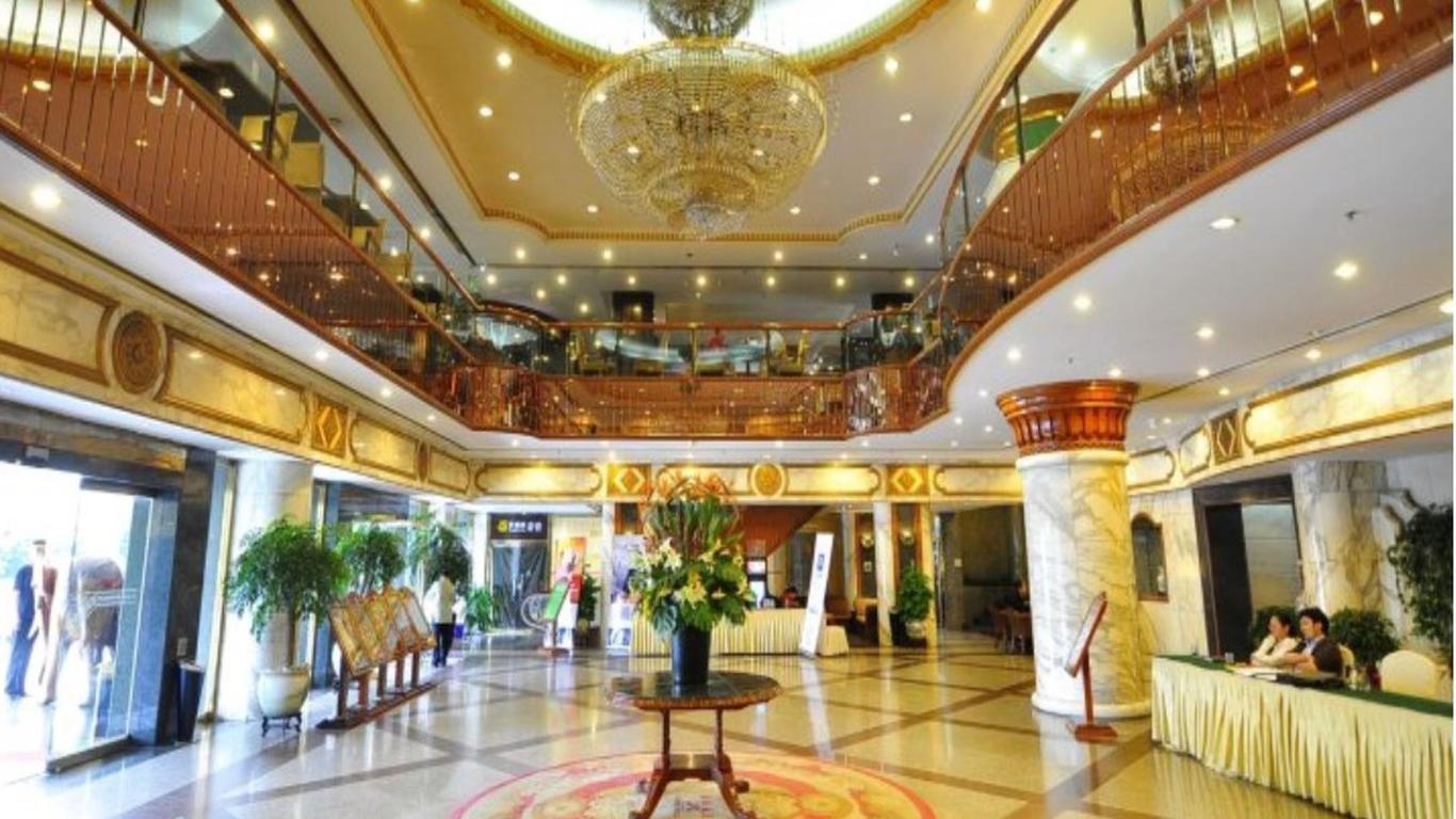 Kunming Business Hotel