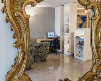 Airmotel - Venice - Decor