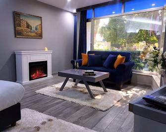 Cetinel Tesisleri Green Club Hotel - Adana - Living room