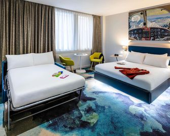 ibis Styles London Heathrow Airport - Hayes - Bedroom
