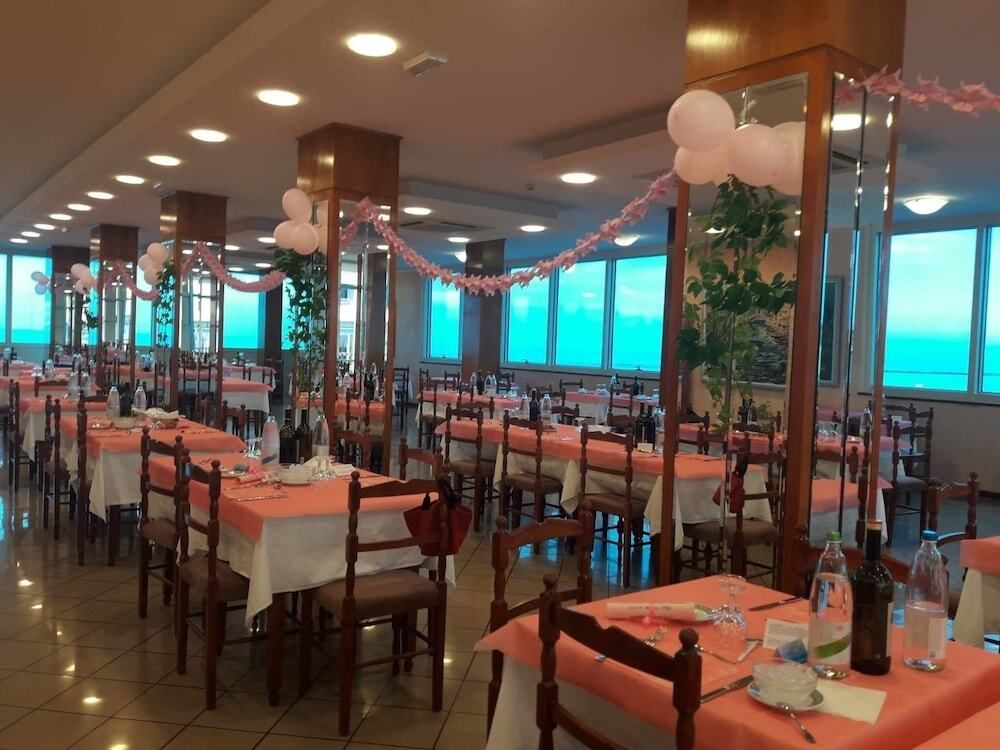 Hotel Majestic - Pesaro - Restaurant