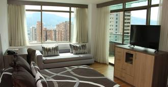 Hotel Casa Victoria Medellín - Medellín - Wohnzimmer