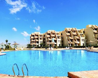 Marseilia Aqua Park Alam Al Roum - Marsa Matruh - Piscina