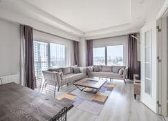 5 Star Hotel Concept Apartments with Spa and Sport Center - Istanbul - Living room