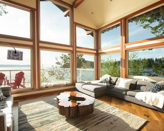 Exclusive Private Island - Pacific Ocean Paradise - Madeira Park - Salon