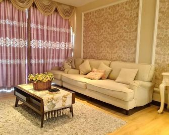 Sekinchan 88 Cozy House - Sabak Bernam - Sala de estar