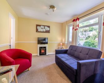 Gold 2 Bedroom Chalet - Brixham - Salon