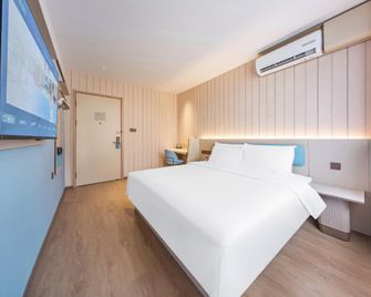 Hanting Hotel Baoding Wanbo Square - Baoding - Bedroom