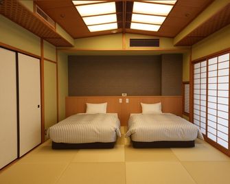 Takeo Century Hotel - Takeo - Habitación