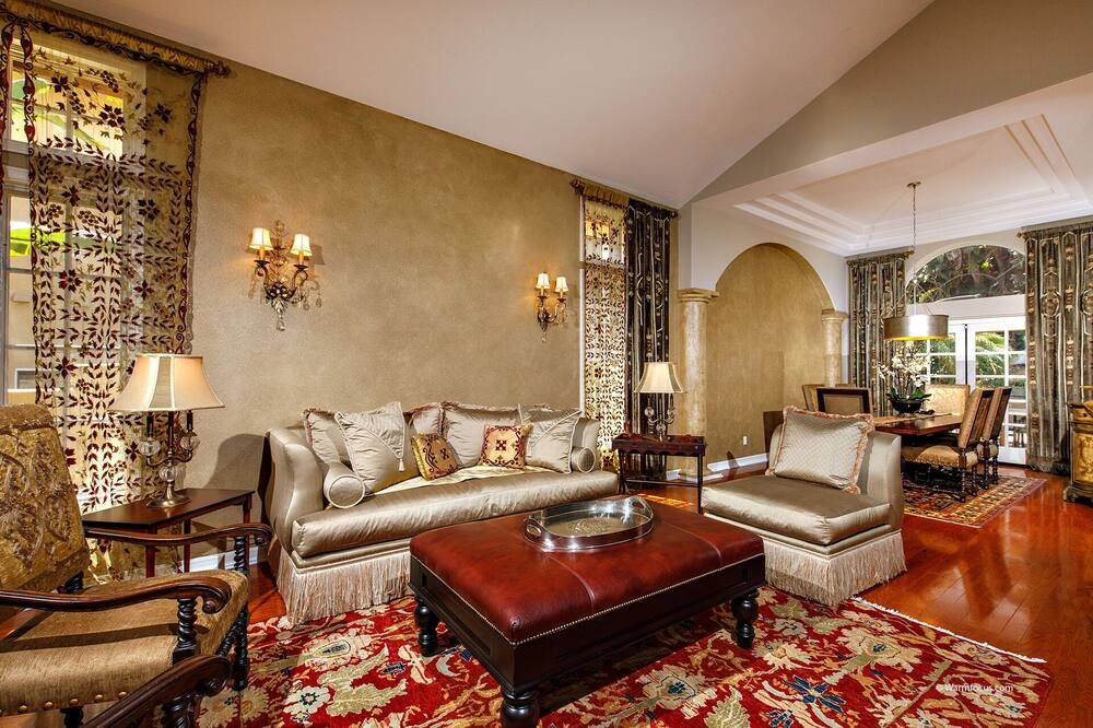 Private, Warm East Del Mar Family Retreat near great Beaches, Golf & Rack Track! - سان دييغو - ردهة