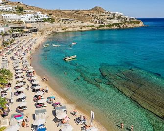 Tropicana Suites & Villas - פלאטיס גיאלוס - חוף