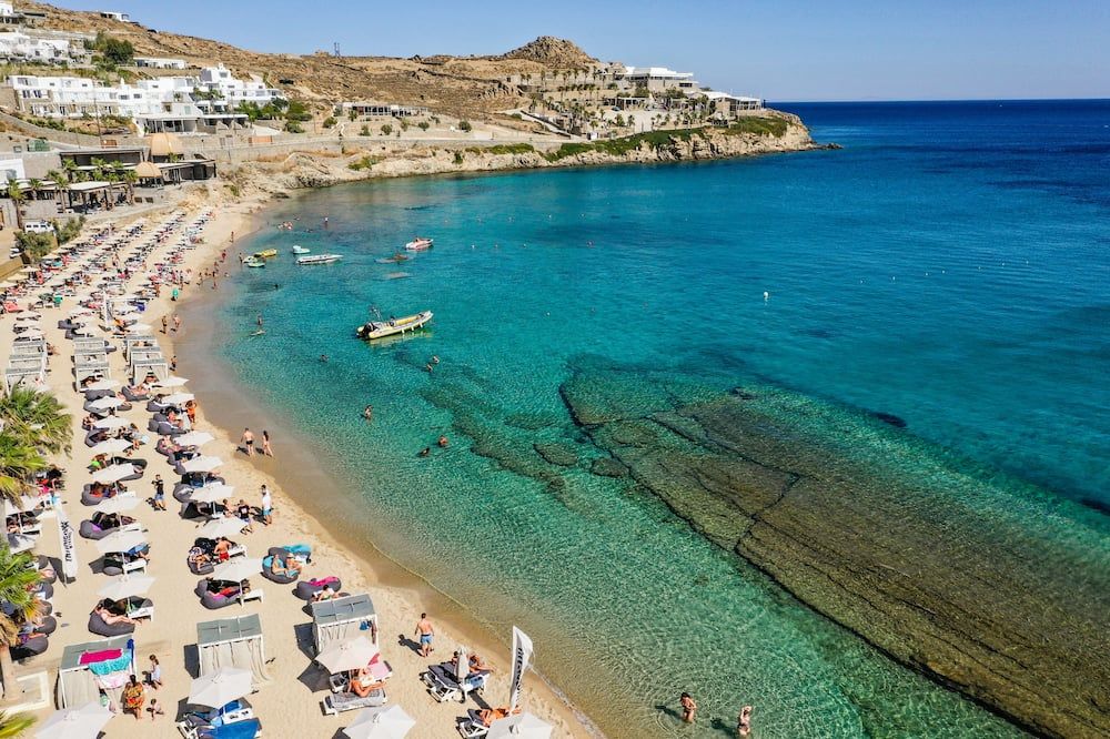 تروبيكانا هوتل، سويتس آند فيلاز مايكونوس - بلاتيس جيلوس - شاطئ