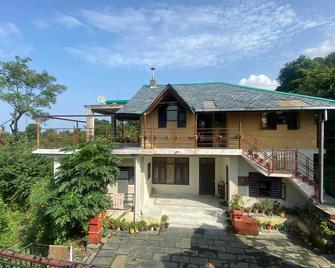 Birdsong Homestay- a cozy home in quaint village - Dharamshala - Edificio