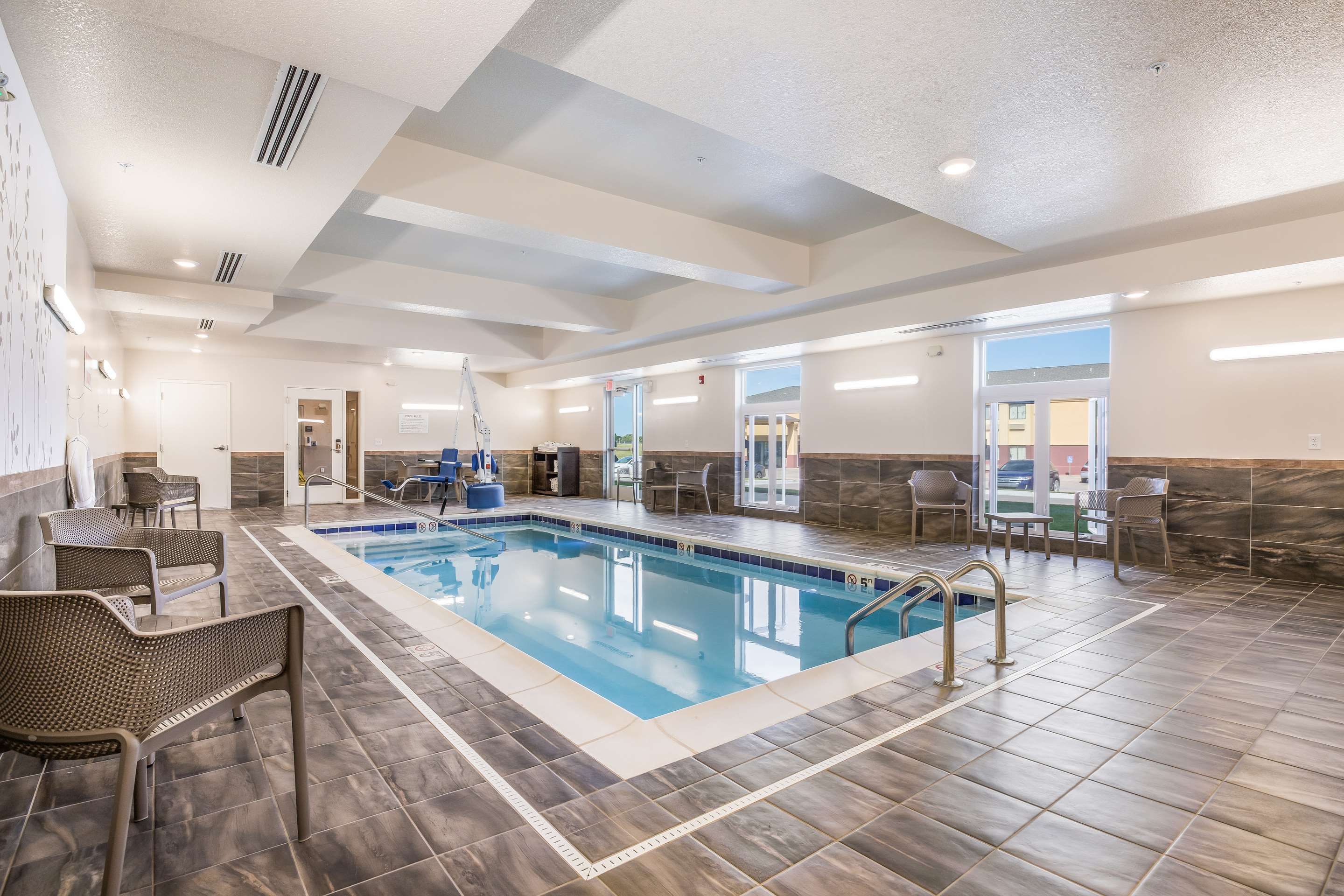 Sleep Inn & Suites Park City-Wichita North - Park City - Zwembad