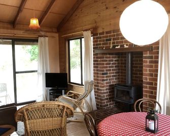 Ines - Turicum Chalets @ Rock Monkey Winery - Denmark - Salon